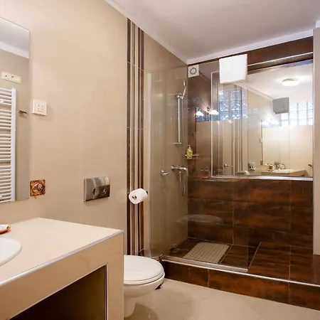 Skadarlija Guest house 4*